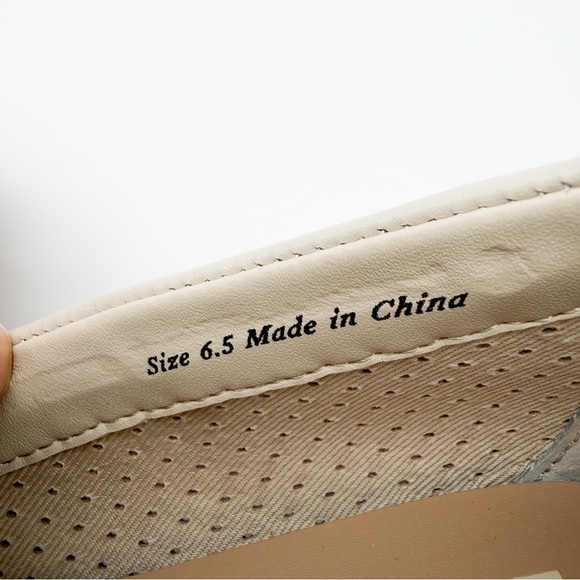 Dolce Vita Lakin Perforated Leather Loafers Cream Ivory Lace Up 6.5 NEW - Picture 10 of 15